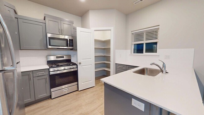 Foto del edificio - 3 Bedroom 2.5 Cedar Bend Unit