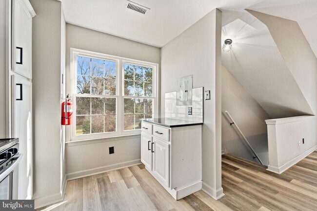 Foto del edificio - 434 Atlanta Court