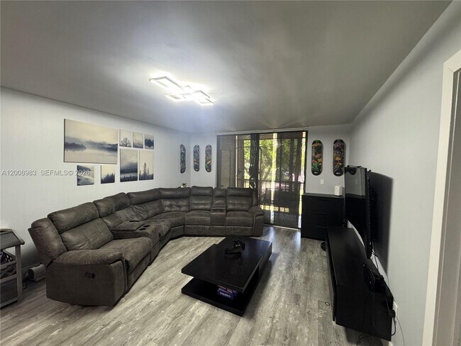 Foto del edificio - 8400 SW 133rd Avenue Rd