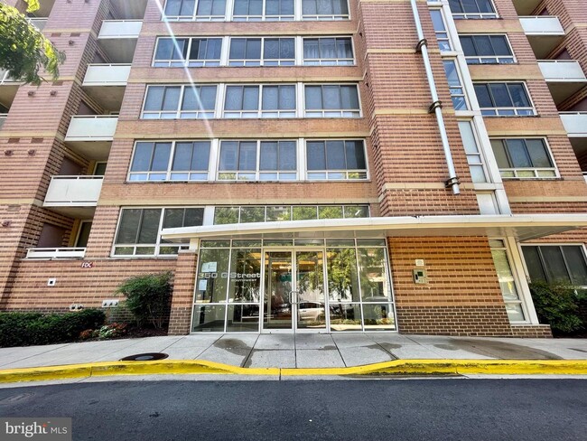 Building Photo - 350 G St SW