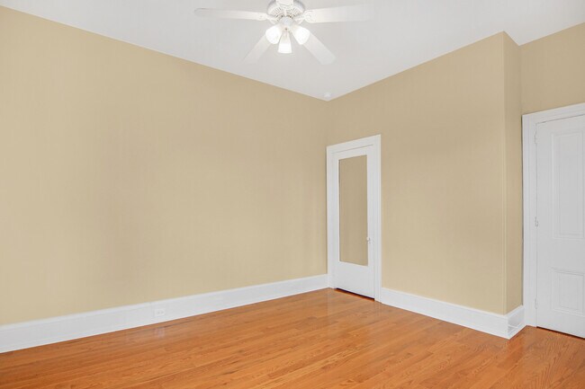 Bed Room - 400 N Church St