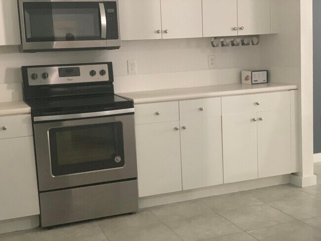 Foto del edificio - 10902 NW 83rd St