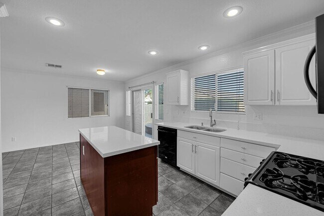 Foto del edificio - 8915 Sandy Slate Way