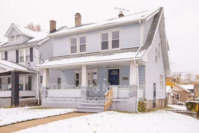 Building Photo - 13827 S Parkway Dr