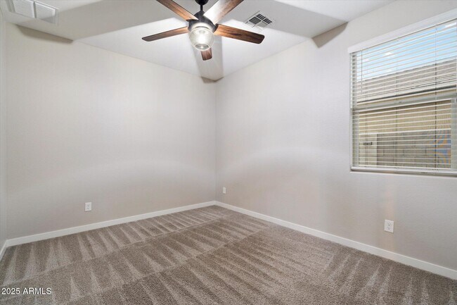 Building Photo - 17618 W Paraiso Dr