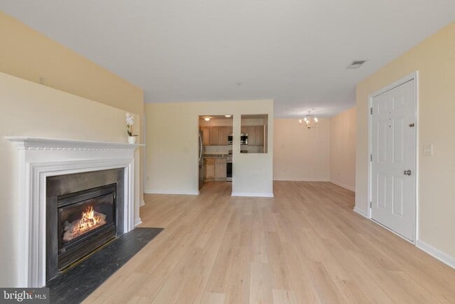 Building Photo - 136 Brookland Ct