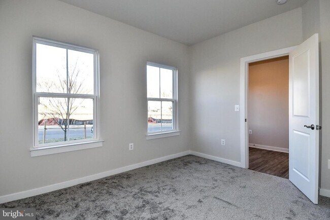 Building Photo - 1767 Hickory Wds Rd