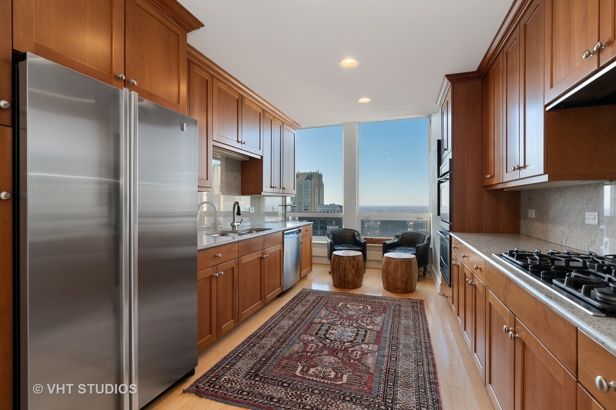Foto principal - 55 E Erie St
