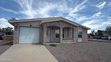 Building Photo - 14605 Calla Lily Pl