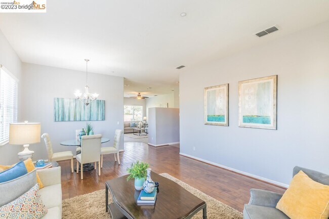 Foto del edificio - 1055 Meadow Brook Dr