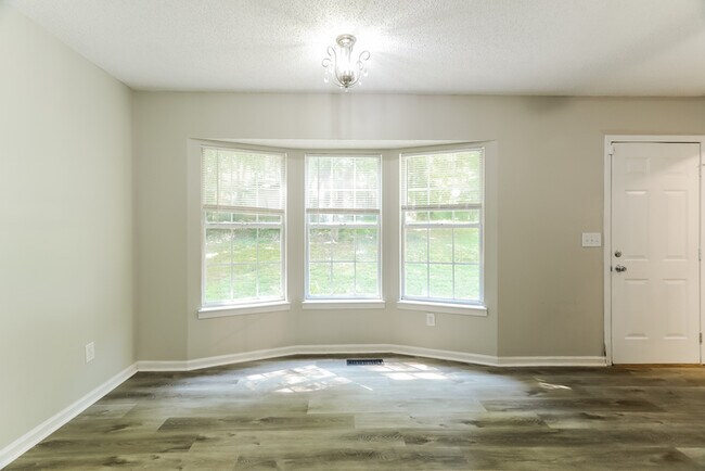 Foto del edificio - Charming Springville Home