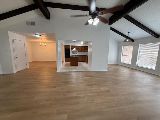 Building Photo - 3206 Cascade Creek Dr