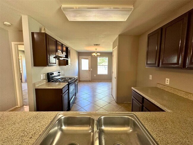 Foto del edificio - 7424 Cayenne Ln