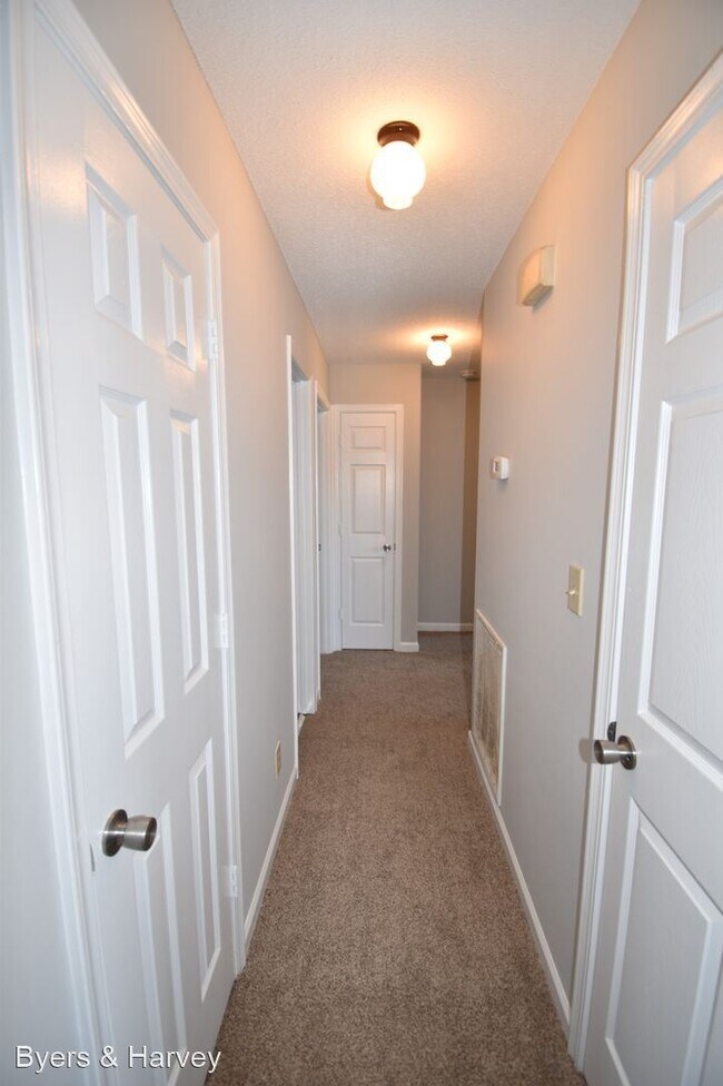 Building Photo - 3 br, 2 bath House - 2444 Peachers Mill Rd