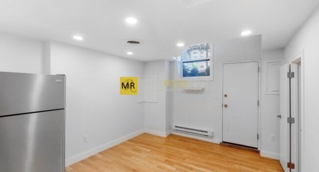 Building Photo - 400 Beacon St