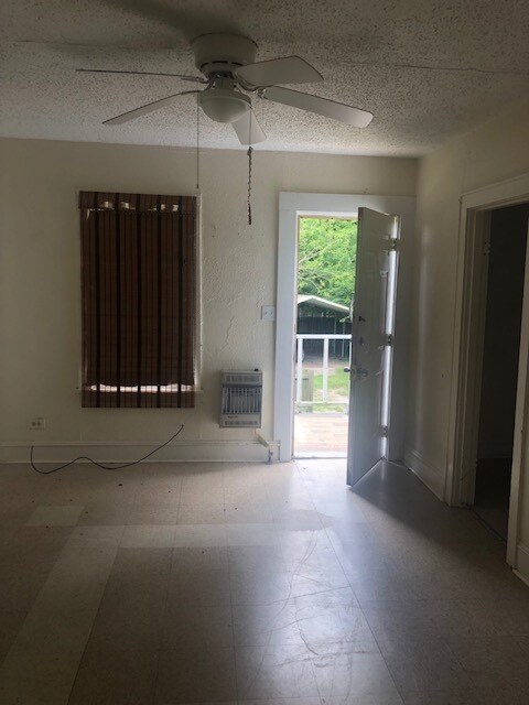 Foto del edificio - 2562 Lamar St