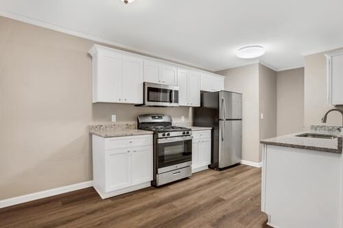 Building Photo - 960 Lulworth Ln NW