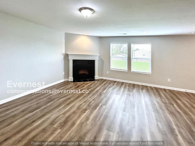 Building Photo - 234 Dormont Dr NE