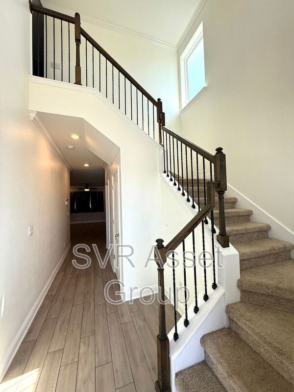 Foto del edificio - 152 Creekmore Dr