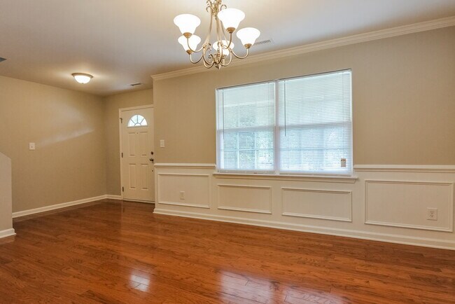 Foto del edificio - 1452 Cairo Way