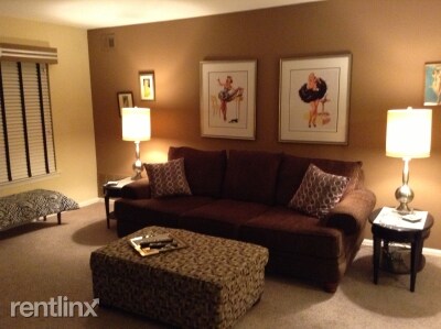 Foto principal - 3 Brookshire Ct
