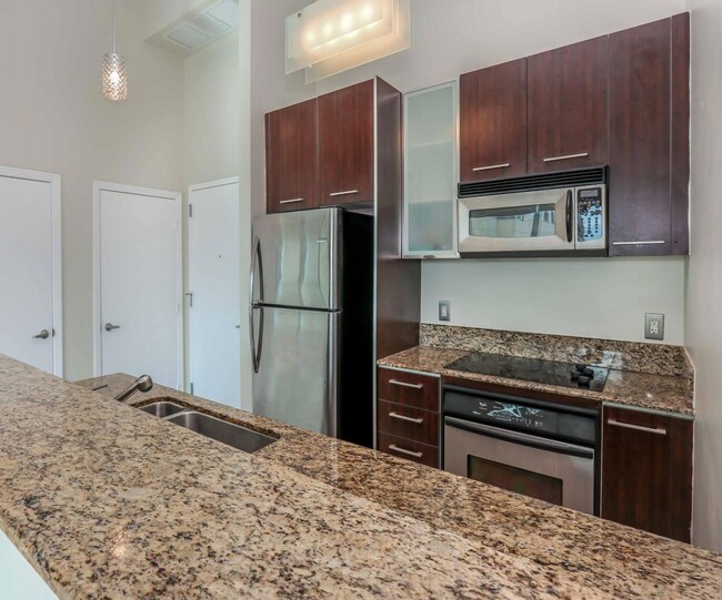Building Photo - 9055 SW 73rd Ct