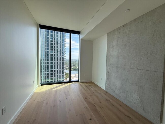 Foto del edificio - 610 Davis St