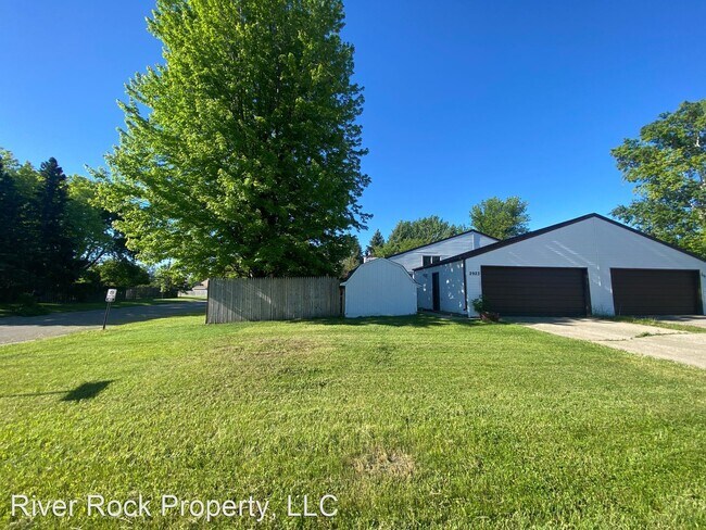 Building Photo - 3 br, 2.5 bath House - 2923 Hanover Ave S