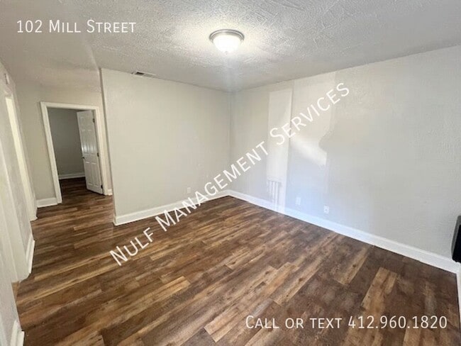 Foto del edificio - 102 Mill St