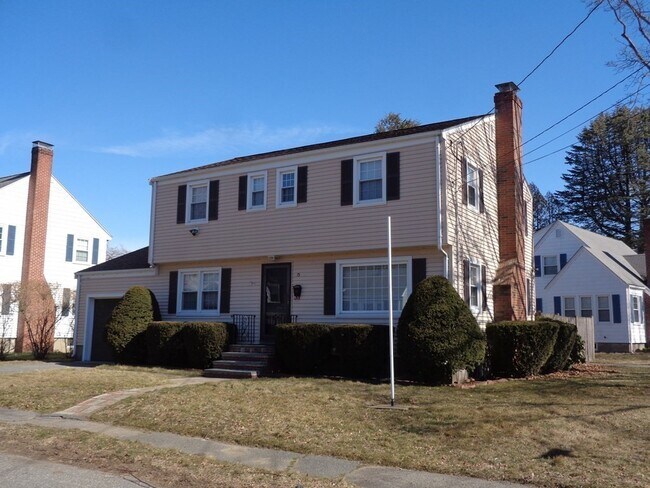 Building Photo - 15 Puritan Rd