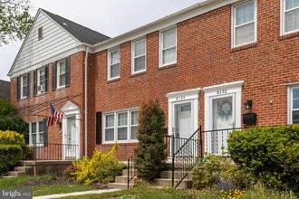 Building Photo - 8130 Kirkwall Ct