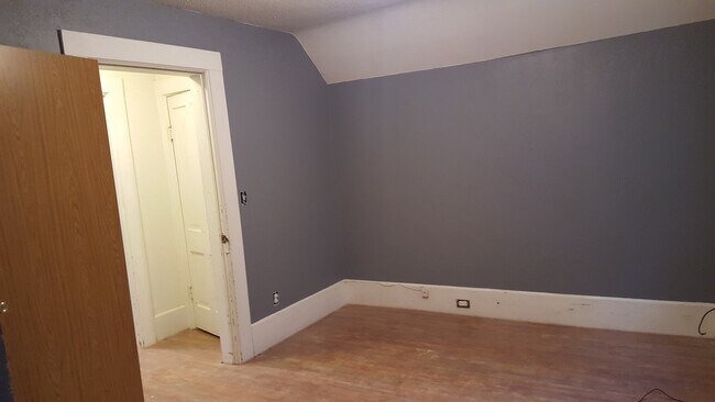 Bedroom - 1505 Cornell St