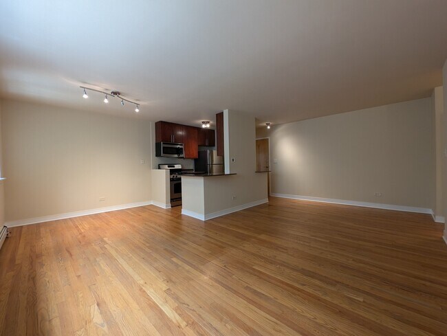 Foto del edificio - 625 W Wrightwood Ave