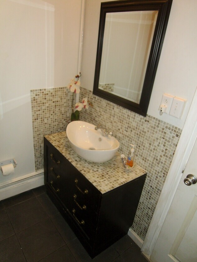 525 22nd St Unit Apartment 1, Union City, NJ 07087 Apartments in