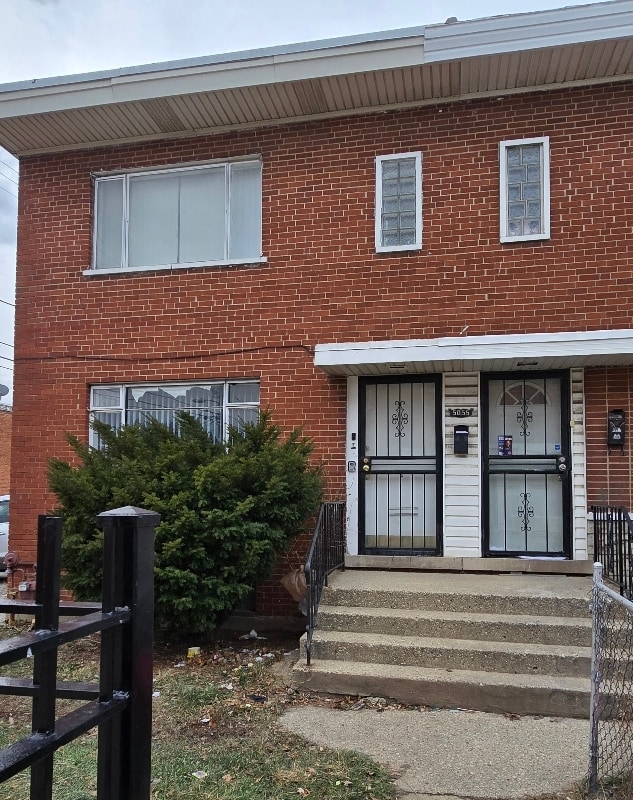 Photo - 5055 W Gladys Ave Townhome