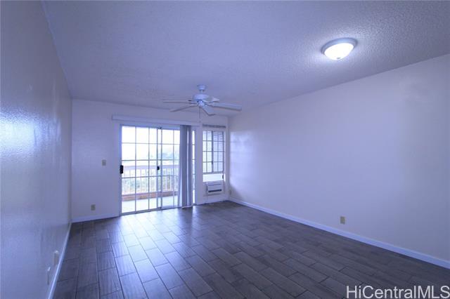 Building Photo - 92-1021-1021 Nou St