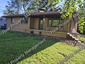 Building Photo - 7707 W Taft St