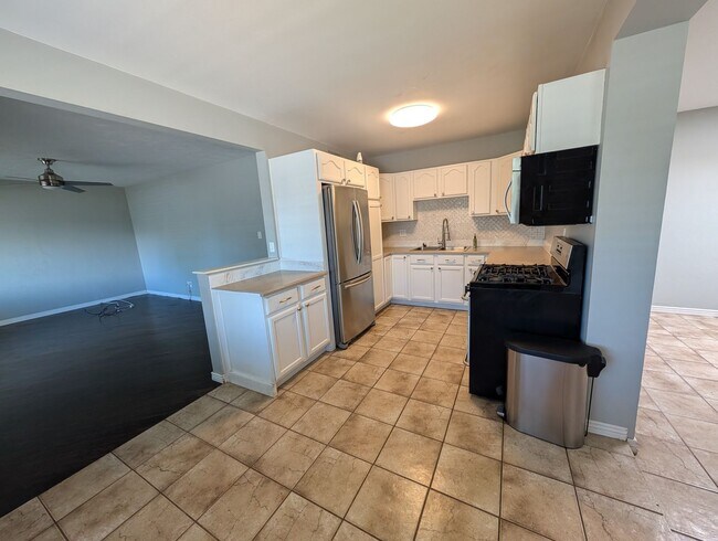 Foto del edificio - 3 Bedroom 2.5 Bathroom Cavalier Palms House
