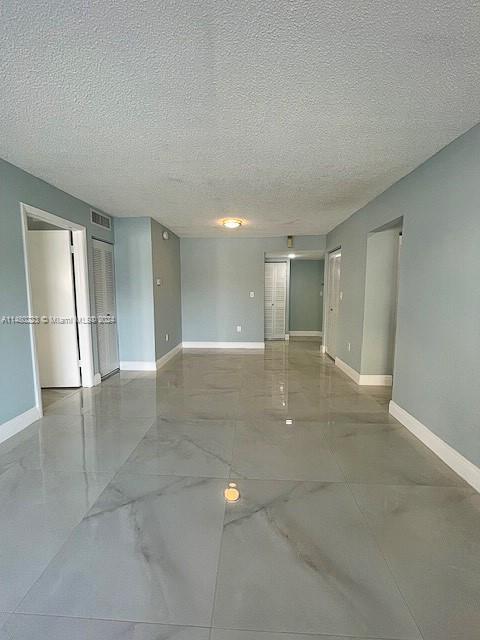 Building Photo - 7125 Bonita Dr