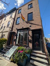 Building Photo - 714 S 3rd St