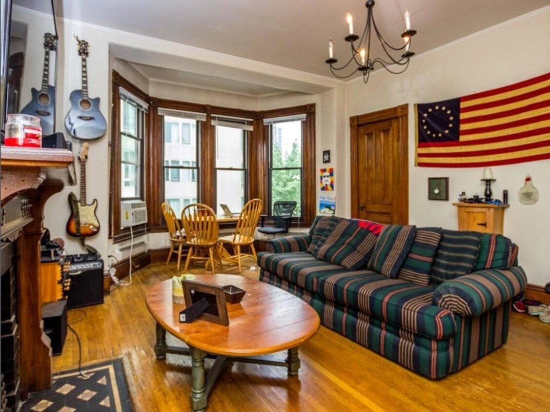 Foto principal - 258 W Newton St
