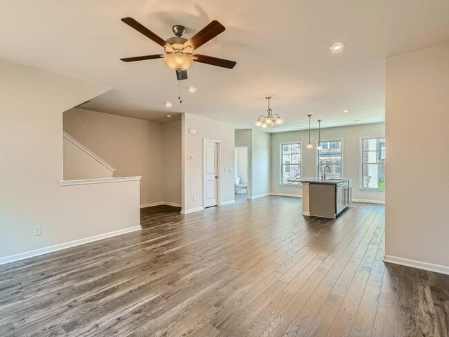 Building Photo - 3537 Hidden Valley Cir