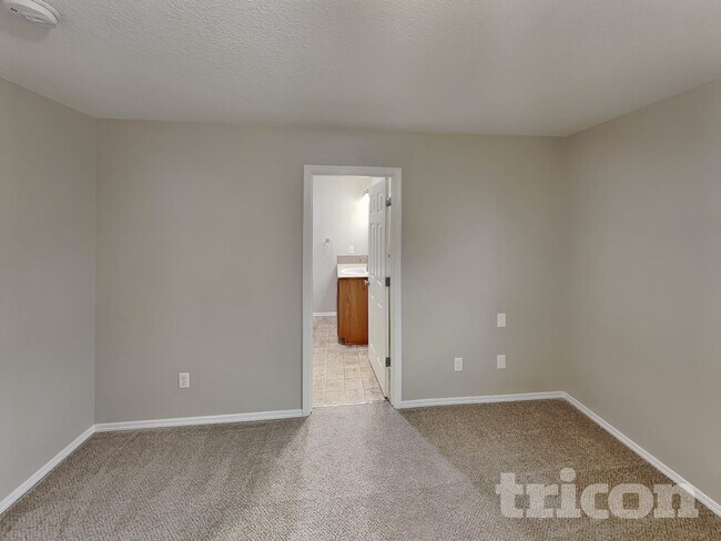 Foto del edificio - 1811 NE 89th Cir