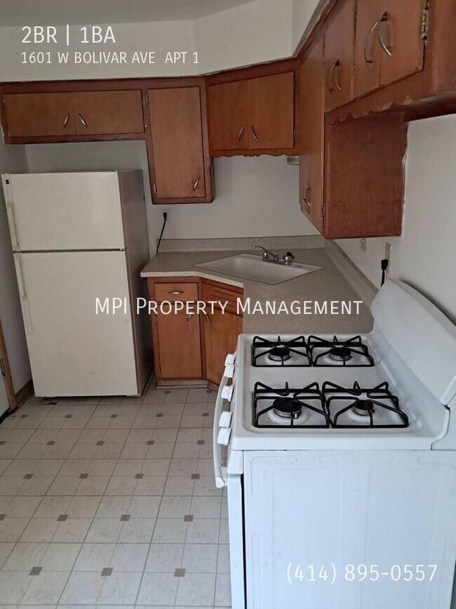 Foto del edificio - 1601 W Bolivar Ave Apt 1- Lower