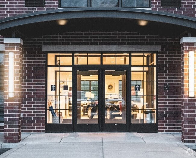 Building Photo - Hudson Lofts