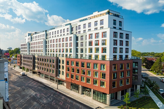 Building Photo - GEOcentral