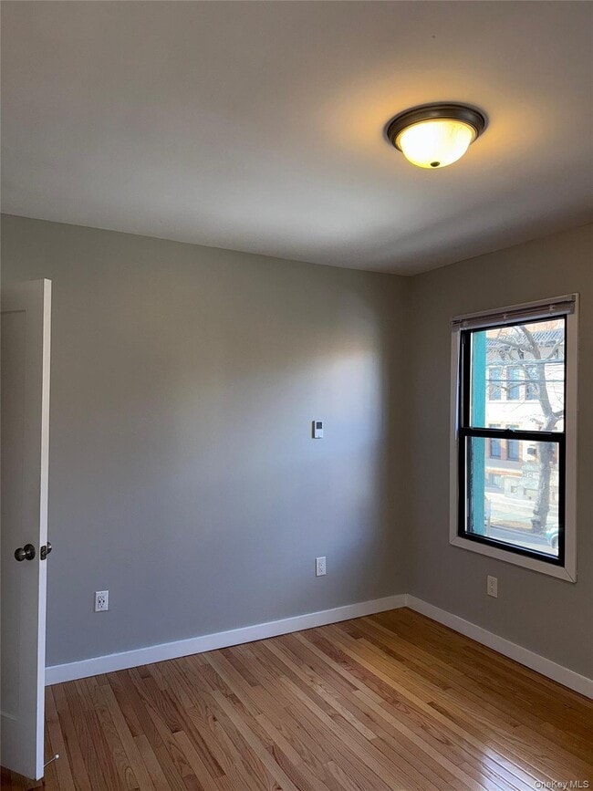 Building Photo - 2414 Snyder Ave