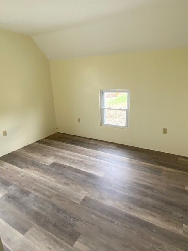 Foto del edificio - 14463 Maple St
