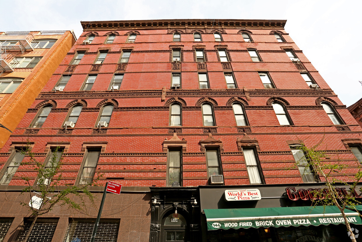 Building Photo - 86 Rivington St