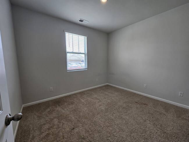 Foto del edificio - 2244 Carefree Ln
